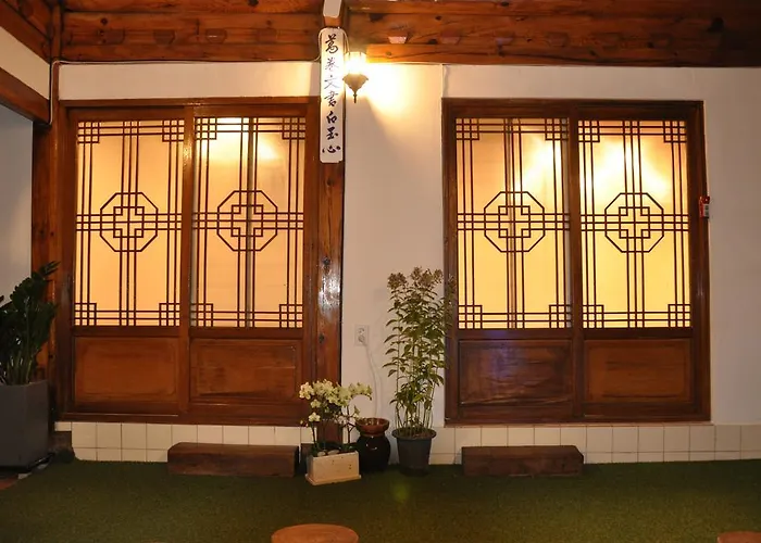 Punggyeong Hanok